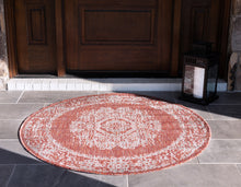 Load image into Gallery viewer, Outdoor Timeworn Rug in Rust Red