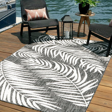 Load image into Gallery viewer, Outdoor Palm Rug in Black