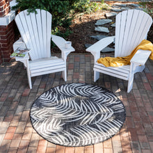 Load image into Gallery viewer, Outdoor Palm Rug in Black