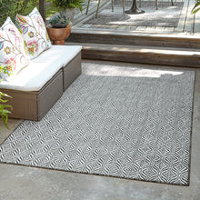Load image into Gallery viewer, Outdoor Deco Trellis Rug in Charcoal