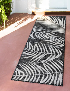 Outdoor Palm Rug in Black