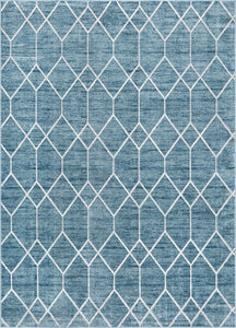 Matrix Trellis Deco Rug in Blue